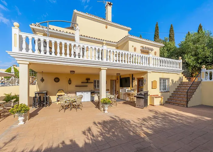 Apartment Sunny Penthouse With Pool & Hot Tub In Roca *